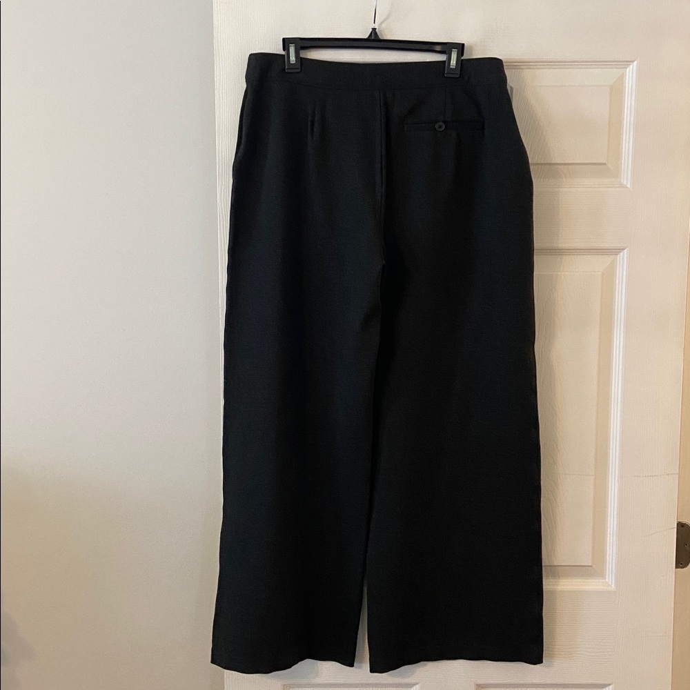 SPANX Charcoal Gray Pants thick material inseam 30” waist 34” elastic - Picture 3 of 8